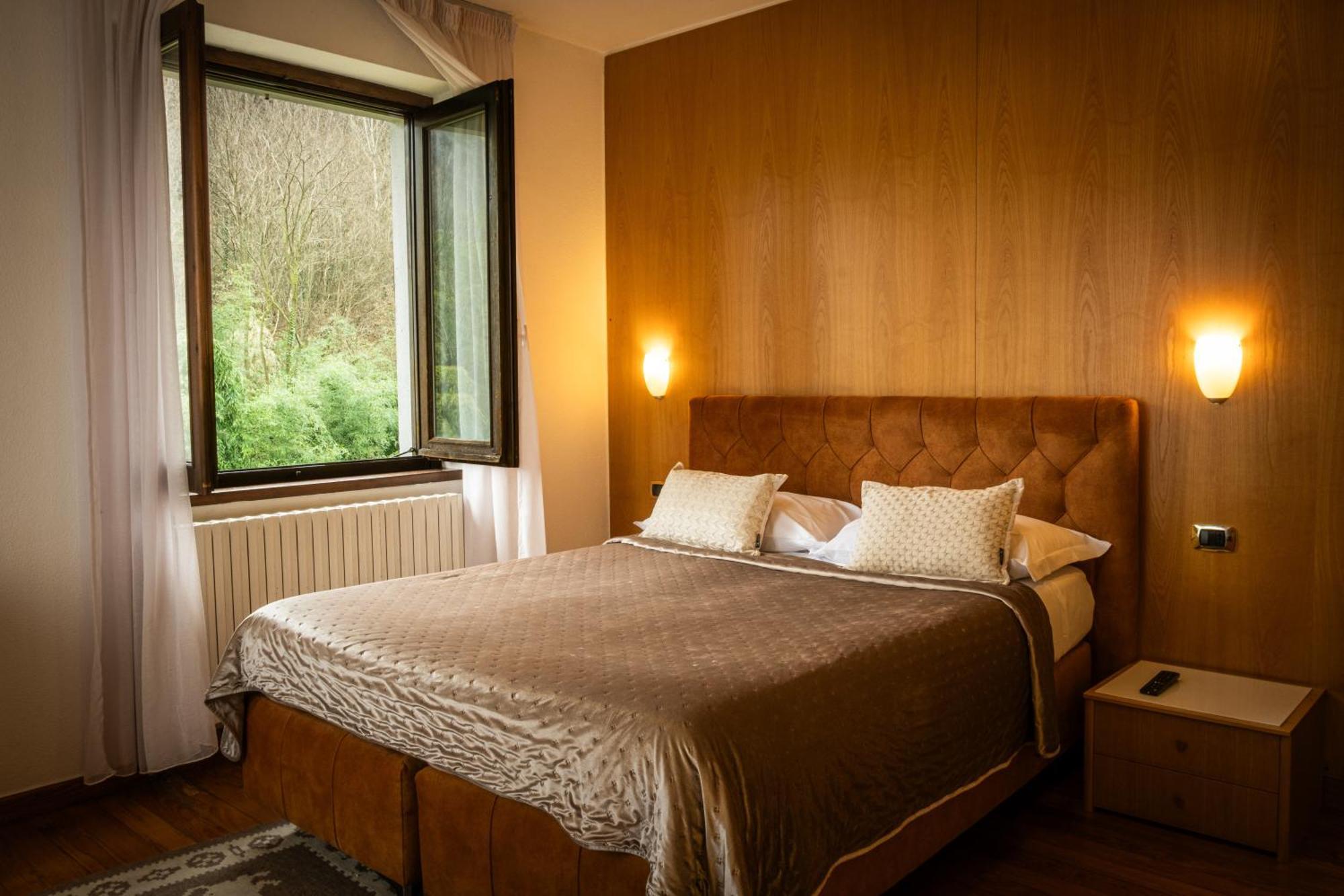 Hotel Sonenga Menaggio Esterno foto